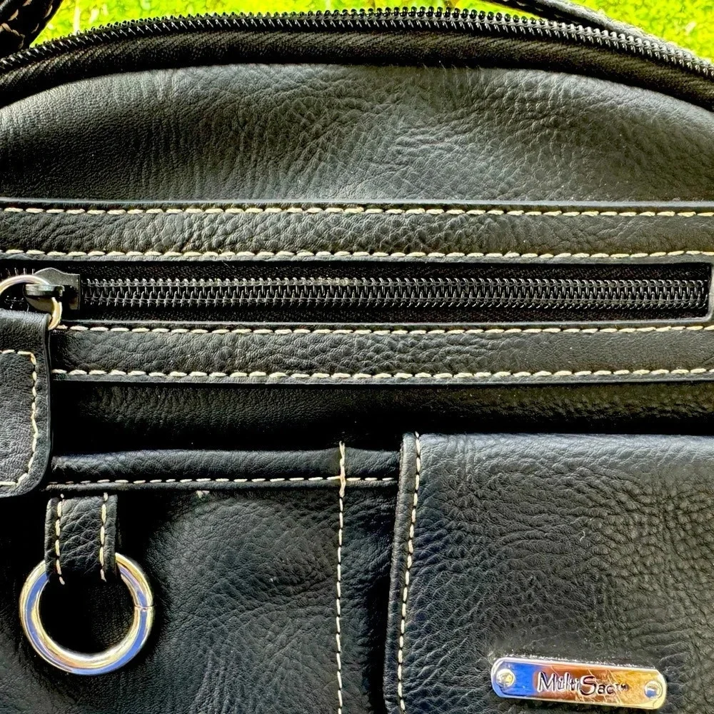 MultiSac black crossbody unisex in excellent pre-owned condition. Phone pocket +